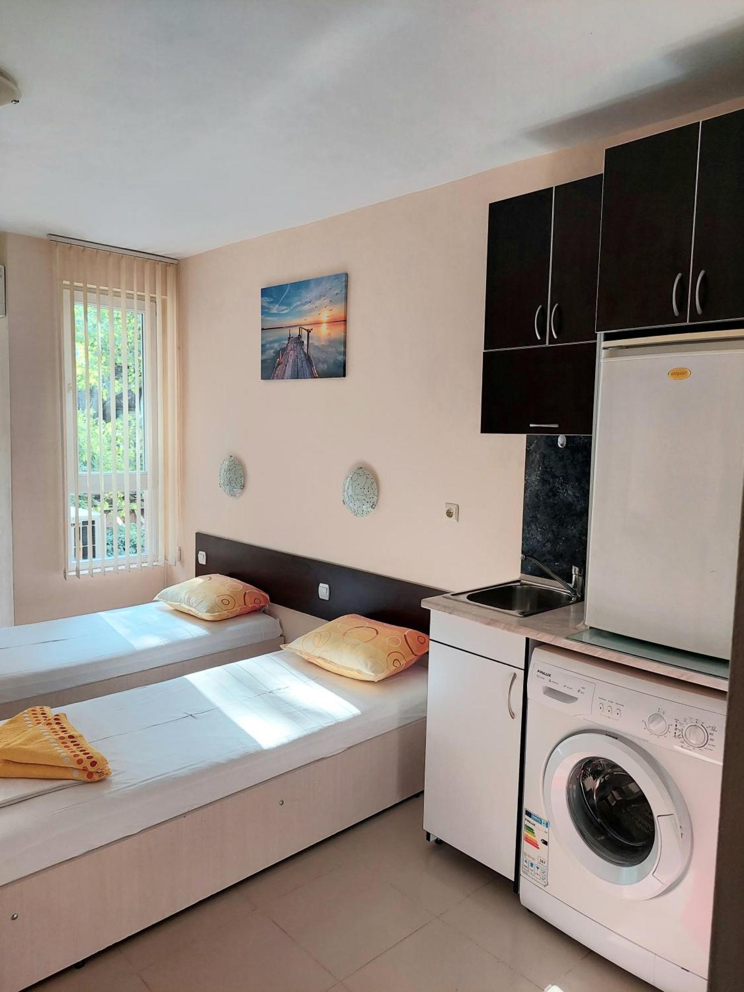 Студио Алекс Варна Varna Exterior foto